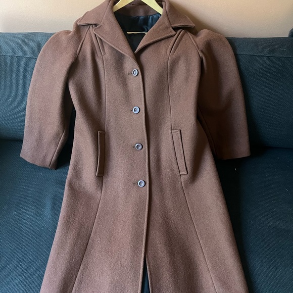 Beautiful vintage wool knee length coat - Picture 3 of 9